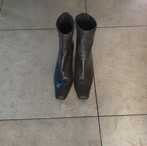 STUART WEITZMAN LADIES BOOTS